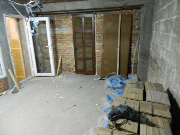 Name:  020.jpg
Views: 493
Size:  36.1 KB