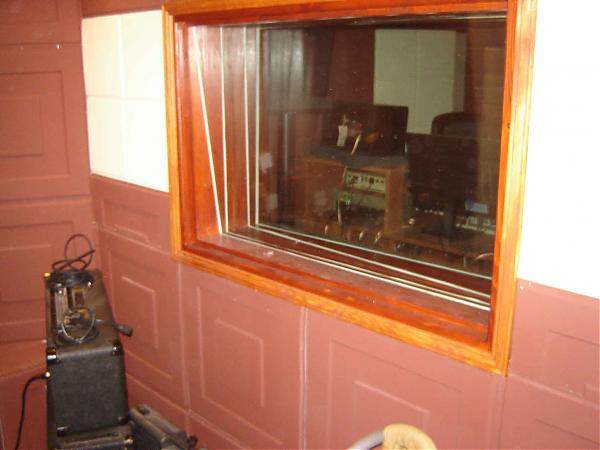 Name:  prozor iz vocal boota.jpg
Views: 7552
Size:  30.9 KB